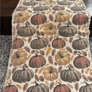 Pumpkin Pattern Table Runner